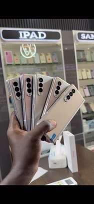 Samsung Galaxy Z fold3 image 2