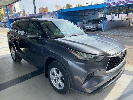 TOYOTA HIGHLANDER image 1