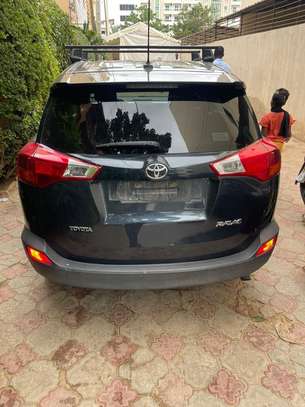 Toyota Rav 4 image 4