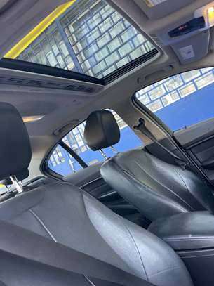 BMW Série 328i image 9