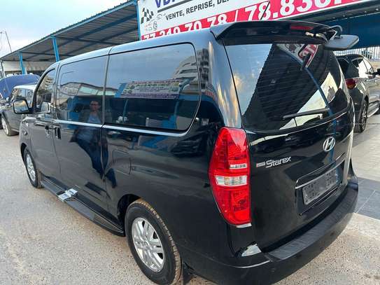 Hyundai Grand Starex image 14