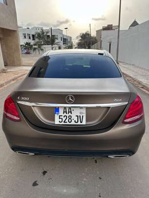 Mercedes c300 année 2016 image 2