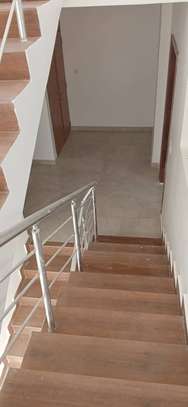 VILLA A LOUER image 7