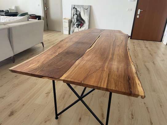Table en bois à vendre image 5