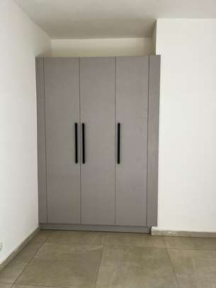 Appartement f4 à louer aux almadies image 6