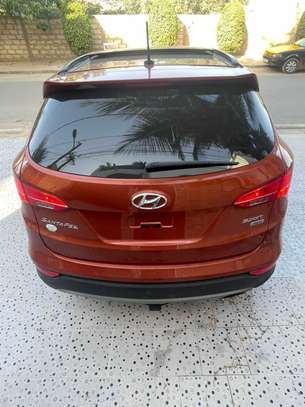 HYUNDAI SANTA FE 2016 image 4