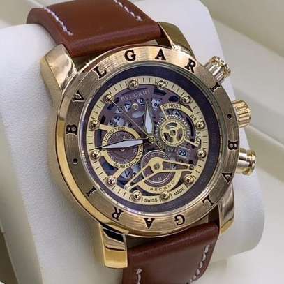 vente de montres luxes hommes et femmes image 3