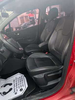 Renault Qm3 2016 image 10