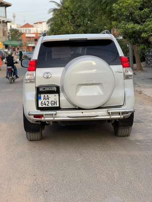 Toyota prado image 6