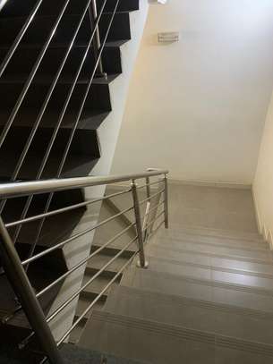 Appartement F3 à louer à la Cité Keur Gorgui image 2