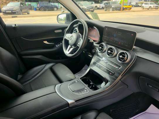 Mercedes-Benz GLC200 4Matic 2019 image 4