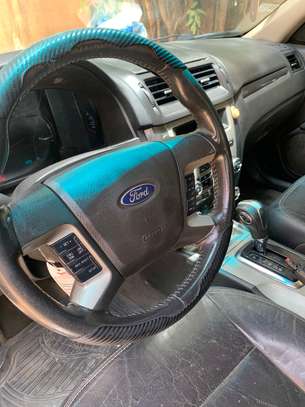 Ford Fusion image 8