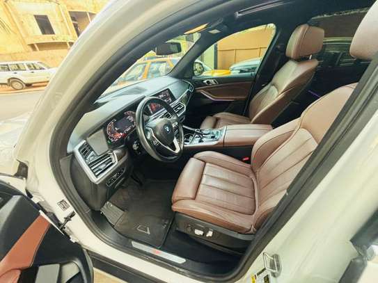 BMW x5 2020 full options image 14