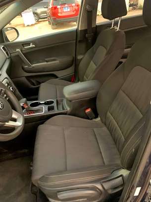 Kia Sportage image 14