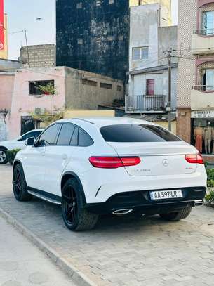 Mercedes GLE image 4