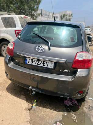 Toyota auris image 8