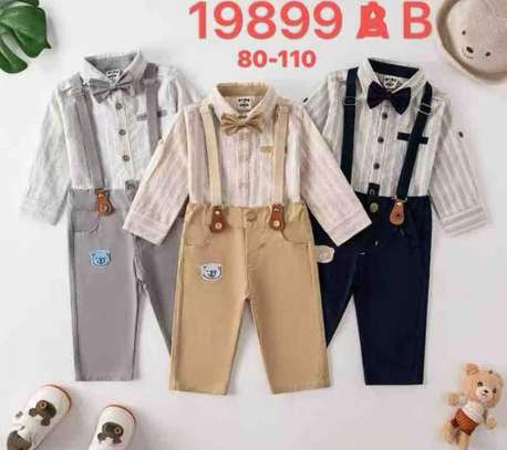 Ensemble garçon beige chemise carreaux bretelles nœud image 4