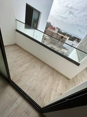 DUPLEX AUX ALMADIES image 5