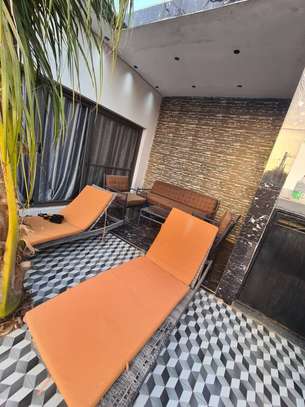 A louer Villa entièrement meublée de 03 chambres SALY JOSEPH image 9