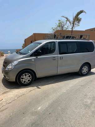 Minibus 12 places - Location Mini bus Hyundai grand starex image 4