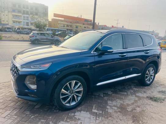 Hyundai Santa Fe 2019 image 2
