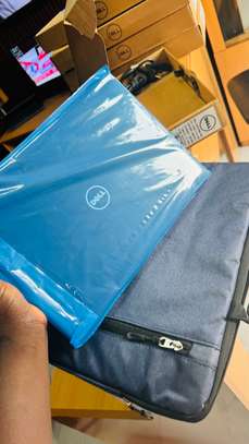 DELL 7480 neuf - i7 - 256/ 8gb dan son carton image 9