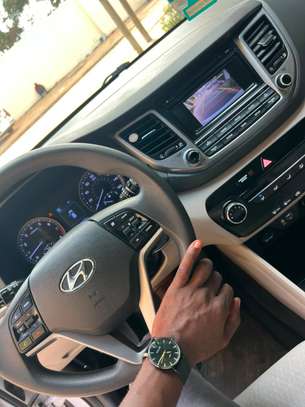 Hyundai tucson image 9