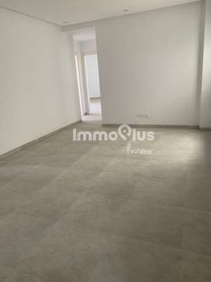 Appartement F4 à louer à la résidence Aquarelle Point E image 1