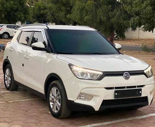 Ssangyong trivoli 2016 image 6