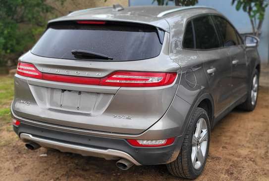 Ford Lincoln MKC image 2