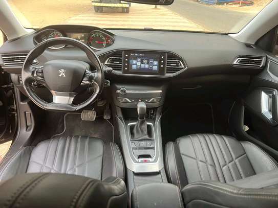 Peugeot 308 automatique essence 2016 image 7
