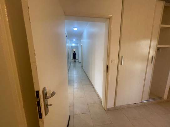 Appartement 4chambres terrasse à Louer Almadies image 5