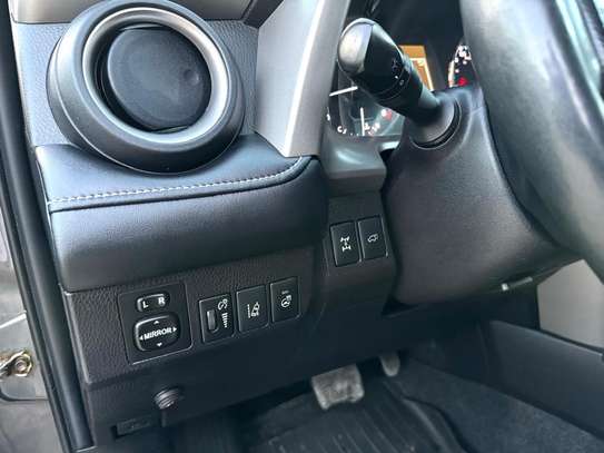 Toyota Rav4 Trail image 11