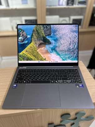 Samsung Galaxy Book 5 Pro-Intel Ultra 7 |32GB RAM|1 Téra image 1