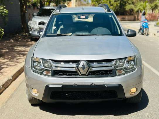 Renault Duster 2017 image 1
