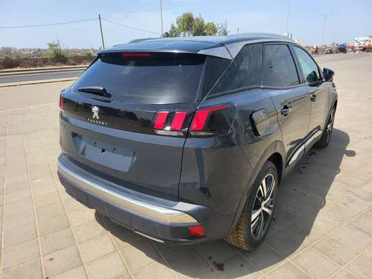 Peugeot 3008 2019 image 11