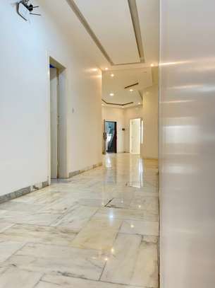 Appartement à louer a la Cité Cheikh Amar image 11