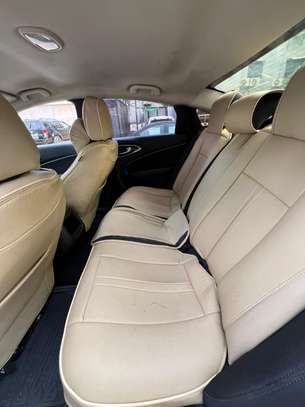 Chrysler C200 année 2015 image 6