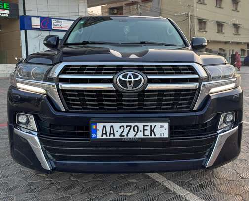 TOYOTA LAND CRUISER V6 2021 image 3
