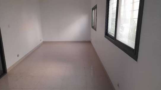 Appartement à louer à comico image 1