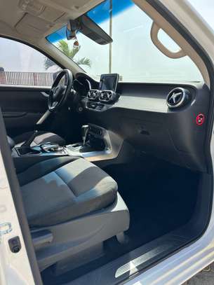 MERCEDES l200 2018 image 10