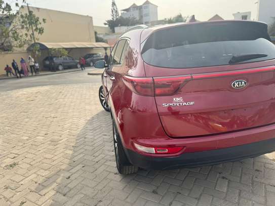 KIA SPORTAGE EX 2018 image 9