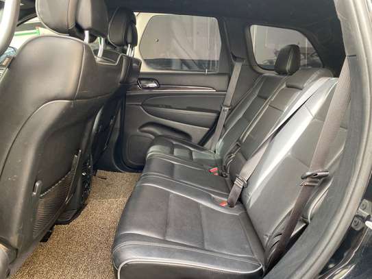 Jeep Grand Cherokee image 3