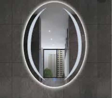 Miroir lumineux LED  avec horloge digitale image 2