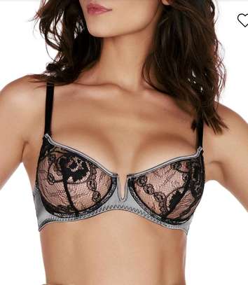Soutien gorge implicite image 1