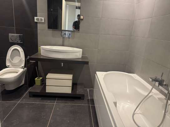Appartement meublé à louer aux Point E image 11