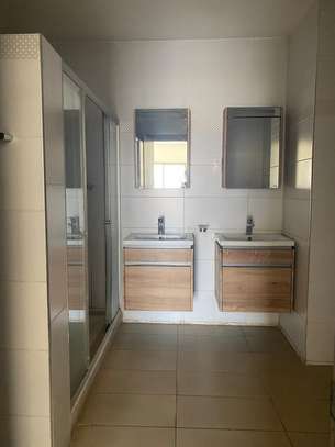Mermoz appartement 3 chambres image 7