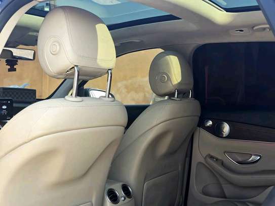 2020 Mercedes-Benz GLC300 4Matic image 10
