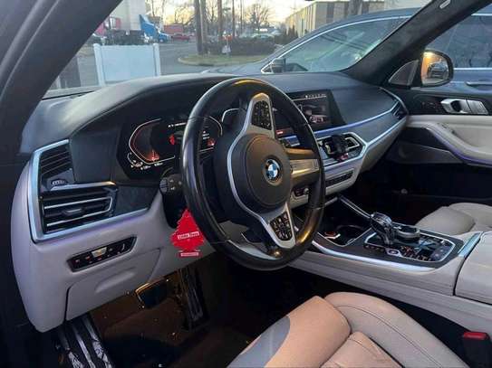 BMW X7 M50I 2021  V8 image 4