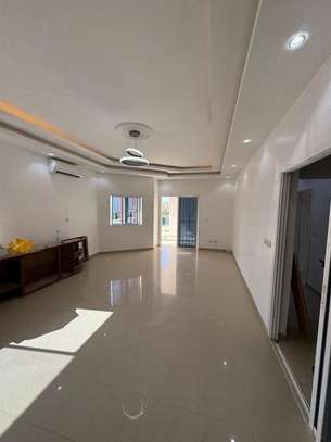 Appartement à louer aux Almadies image 1